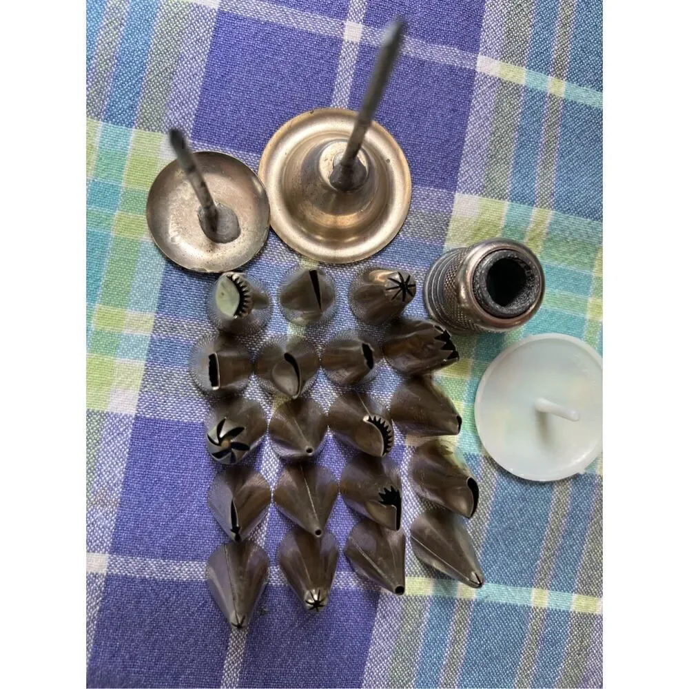 Vintage Cake Piping Tips
